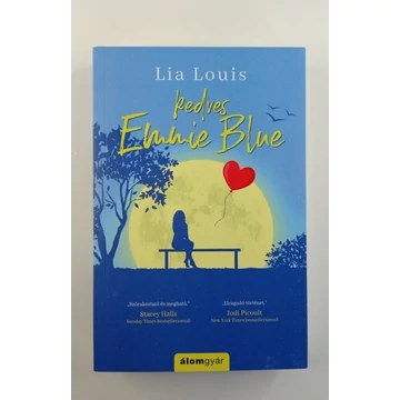 Lia Louis - Kedves ​Emmie Blue