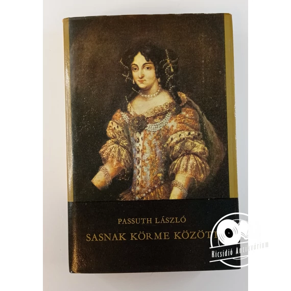 Passuth László - Sasnak ​körme között